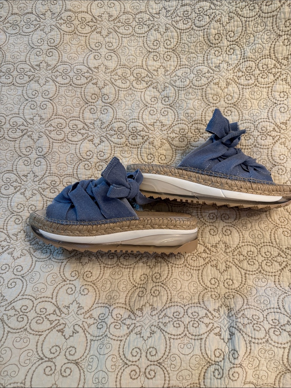 Free People New Chapmin denim Blue Knotted Sport Slide Sandals!! - Picture 4 of 4